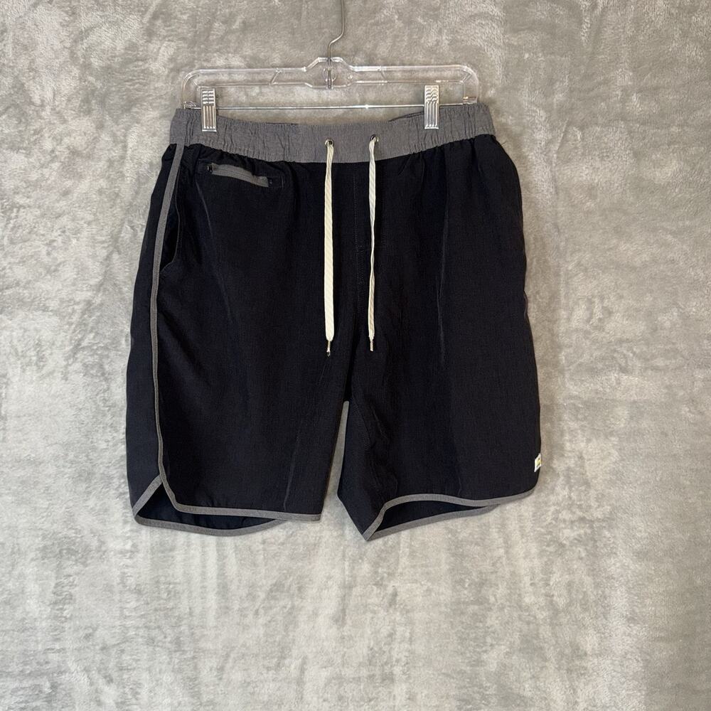 Vuori Men's Bank Hybrid Board Swim Shorts Size Large Black Drawstring Stretch